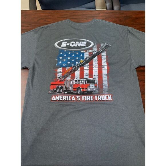 E-One Ladder Fire Truck Mens Grey Short Sleeve Tee Size X-Large - Picture 3 of 7